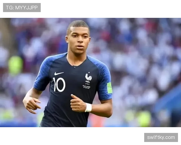 姆巴佩的进化路径：速度型边锋如何蜕变为全能进攻核心